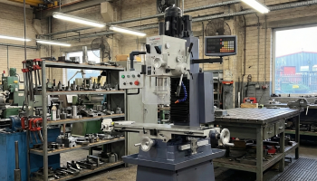 Perceuse-fraiseuse-taraudeuse